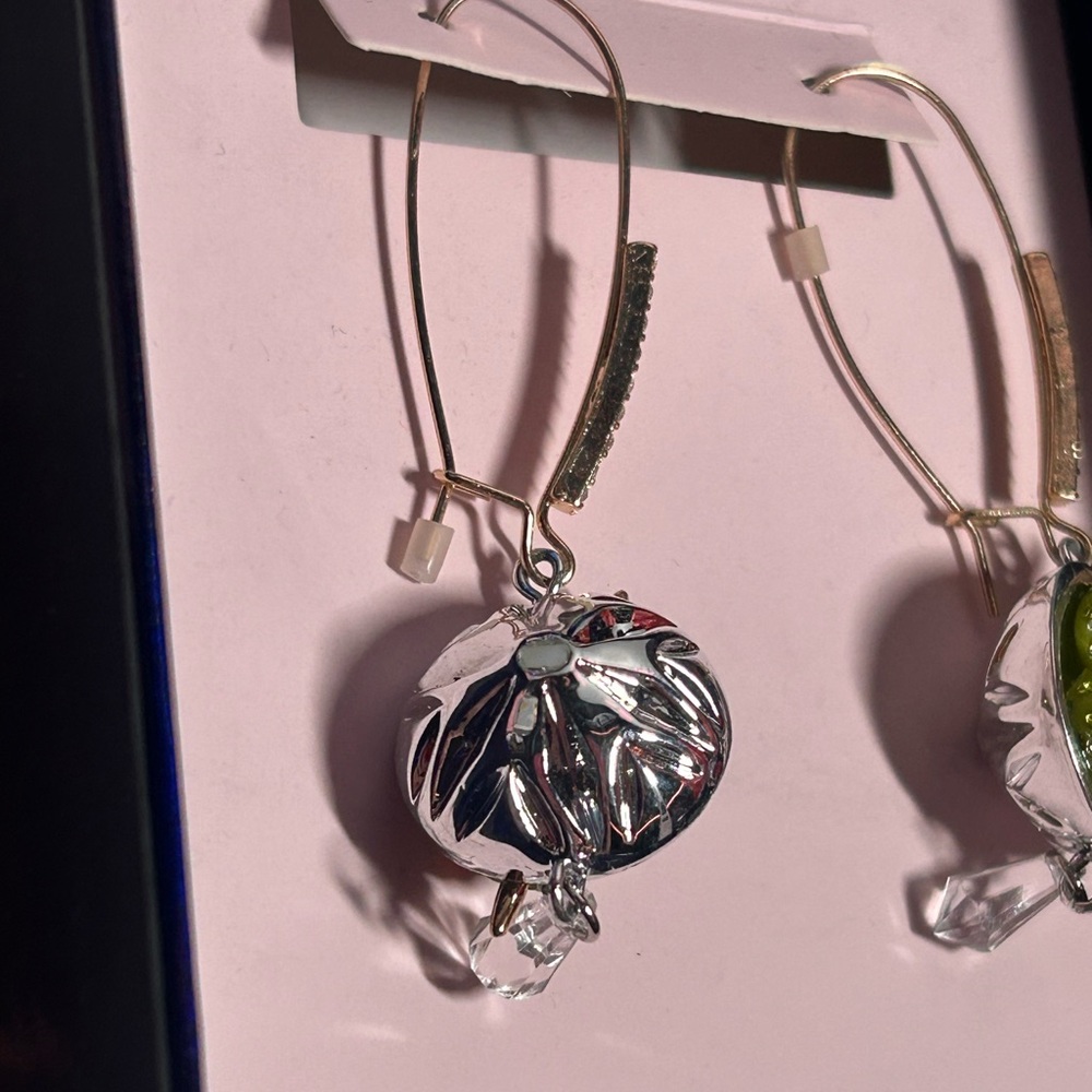 Betsey Johnson dirty martini earrings - Picture 2 of 2